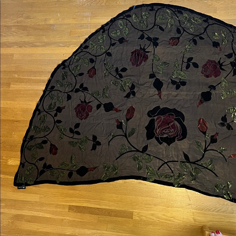 Vintage FF Collection Black Silk Floral Velvet Shawl - Picture 9 of 10